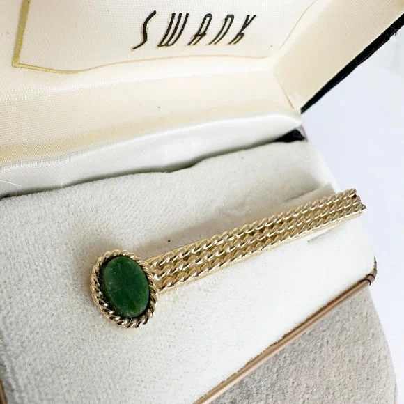 Vintage Swank Gold Tone Tie Clip Jade Green Stone Rope Twist in Original Box
